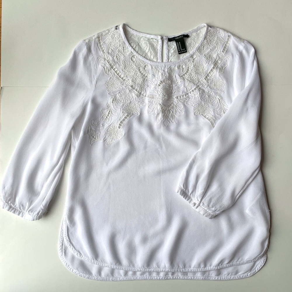 FOREVER 21 Embroidered Lace White Blouse
